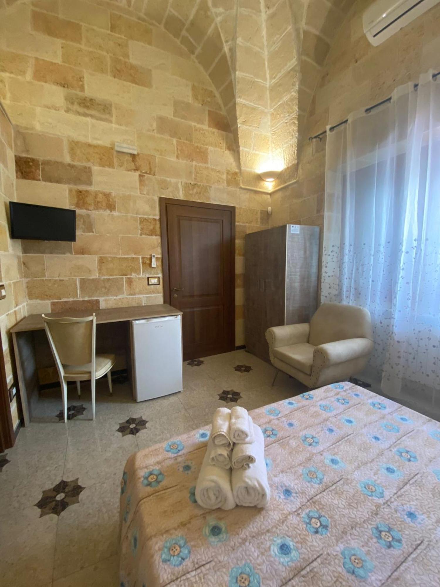 Il Vittoriano Aparthotel Porto Cesareo Exterior foto