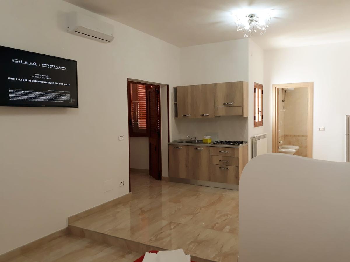 Il Vittoriano Aparthotel Porto Cesareo Exterior foto