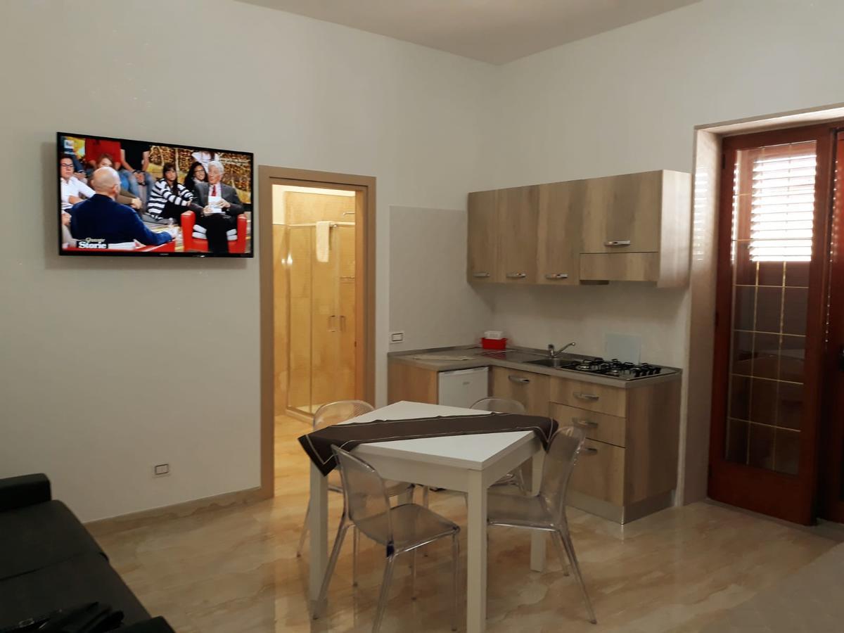 Il Vittoriano Aparthotel Porto Cesareo Exterior foto